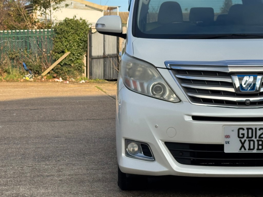 Used Toyota Alphard 2024 for sale - 77053424: Photo 70