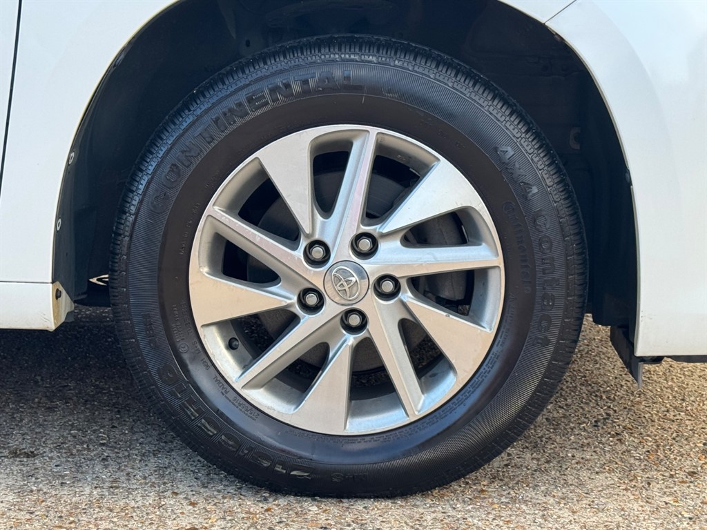 Used Toyota Alphard 2024 for sale - 77053424: Photo 75