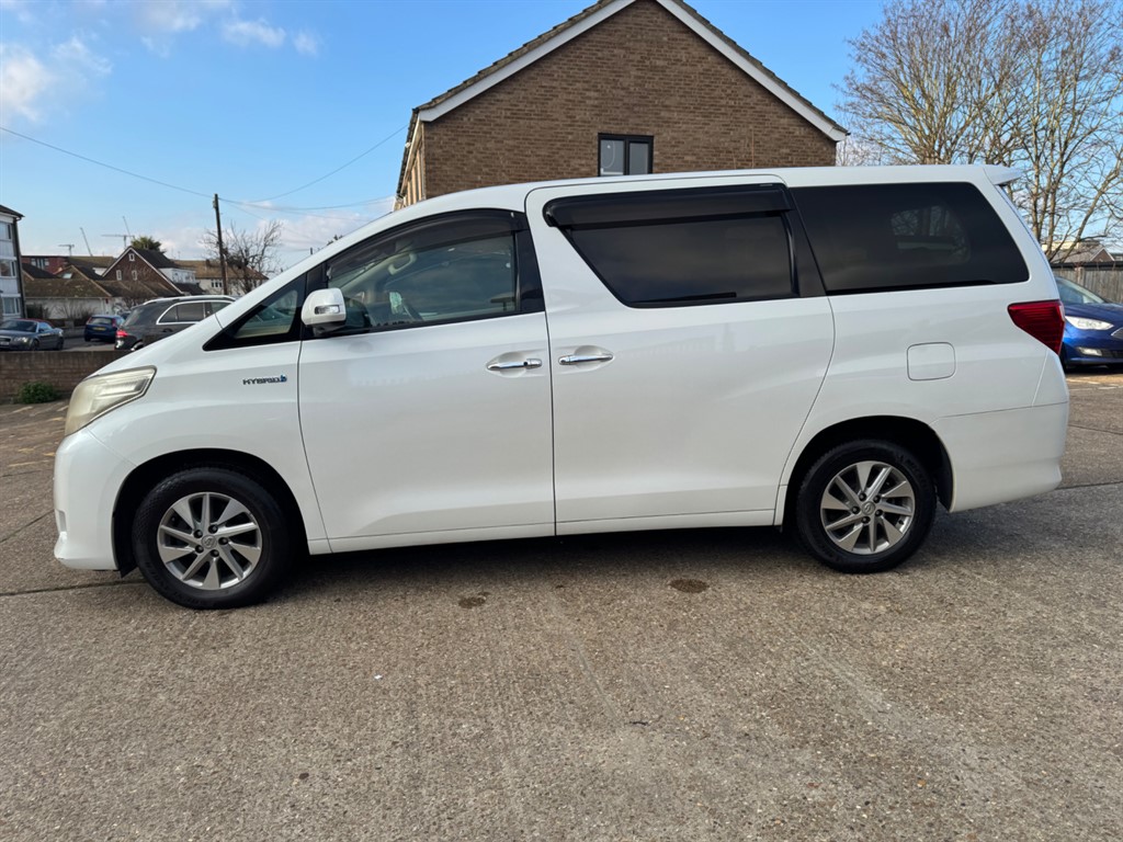 Used Toyota Alphard 2024 for sale - 77053424: Photo 8