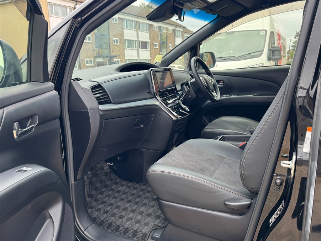 Used Toyota Estima 2018 for sale - 76375654: Photo 14