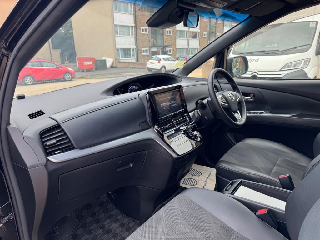 Used Toyota Estima 2018 for sale - 76375654: Photo 17