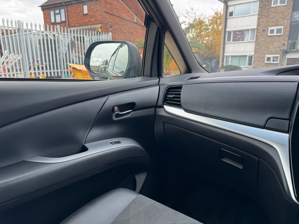 Used Toyota Estima 2018 for sale - 76375654: Photo 20