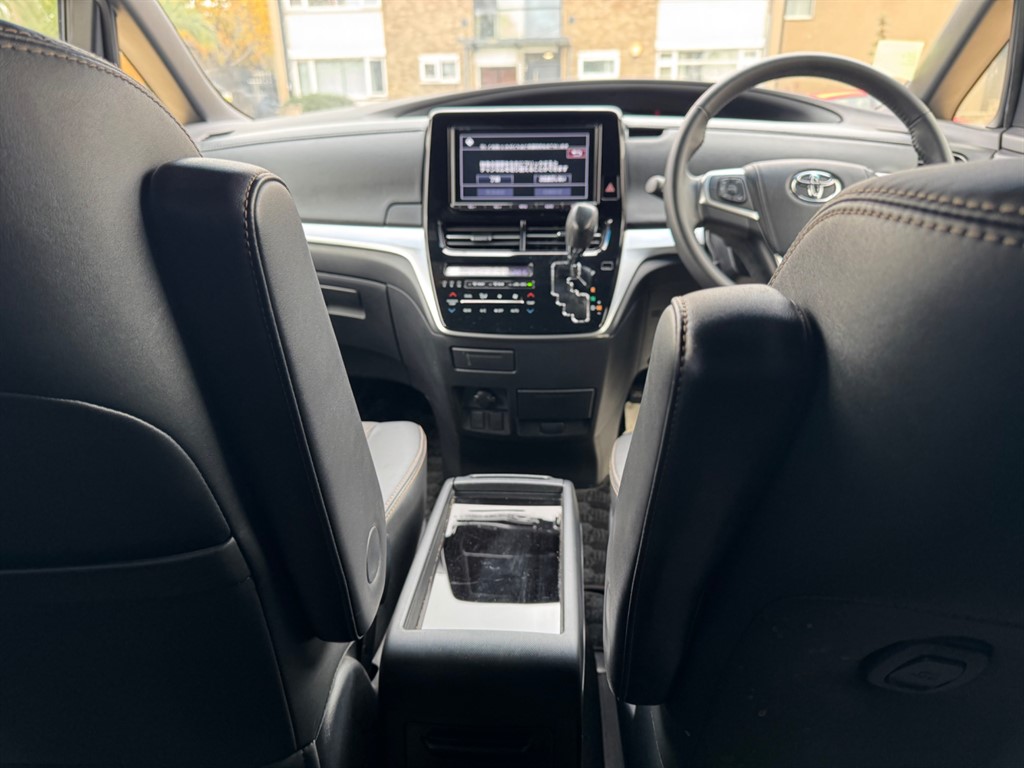 Used Toyota Estima 2018 for sale - 76375654: Photo 22