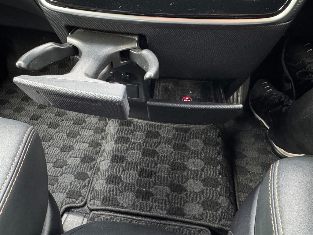 Used Toyota Estima 2018 for sale - 76375654: Photo 28
