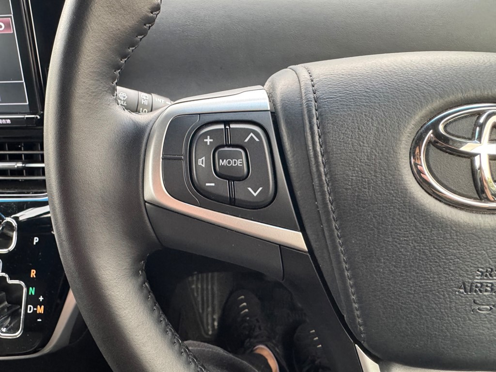 Used Toyota Estima 2018 for sale - 76375654: Photo 32