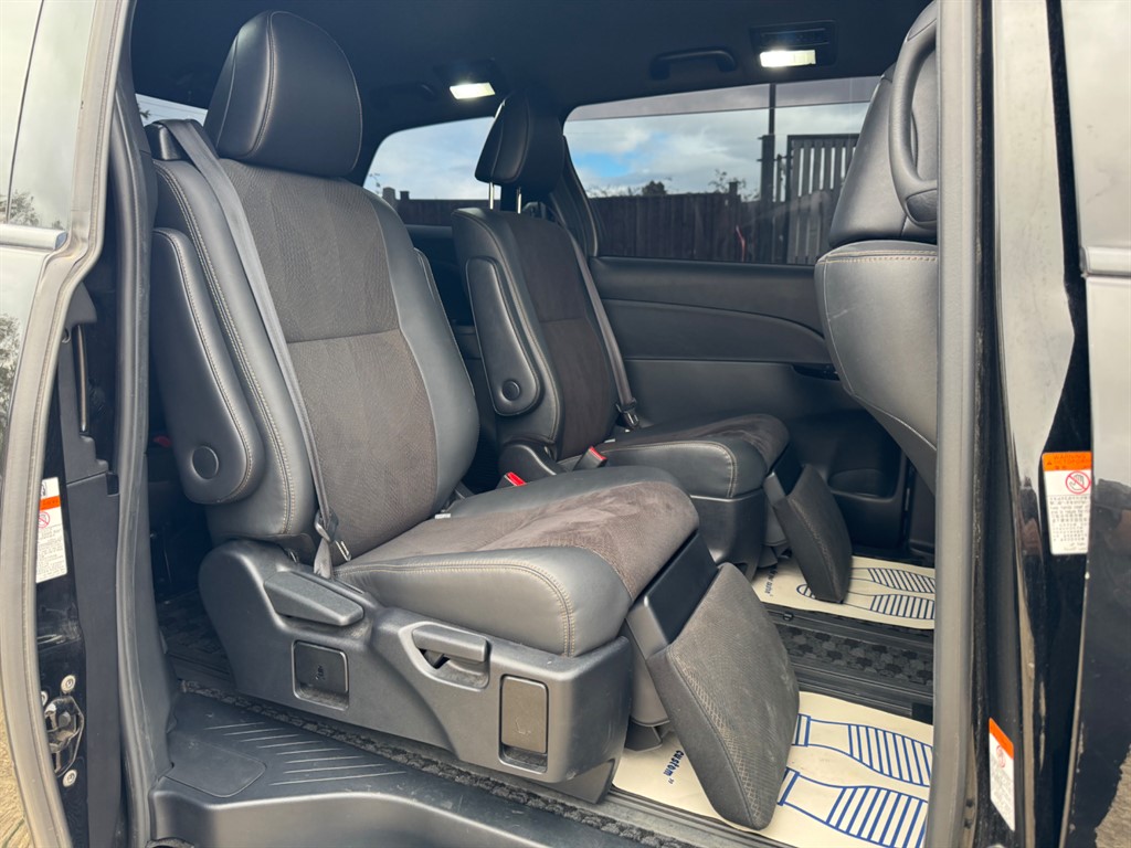 Used Toyota Estima 2018 for sale - 76375654: Photo 43