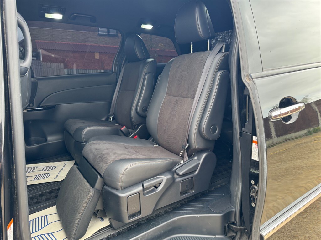 Used Toyota Estima 2018 for sale - 76375654: Photo 47