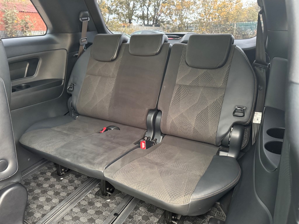 Used Toyota Estima 2018 for sale - 76375654: Photo 51