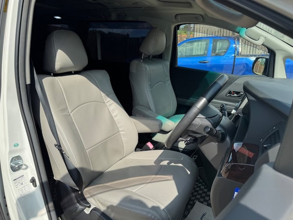 Used Toyota Alphard 2013 for sale - 75570160: Photo 11