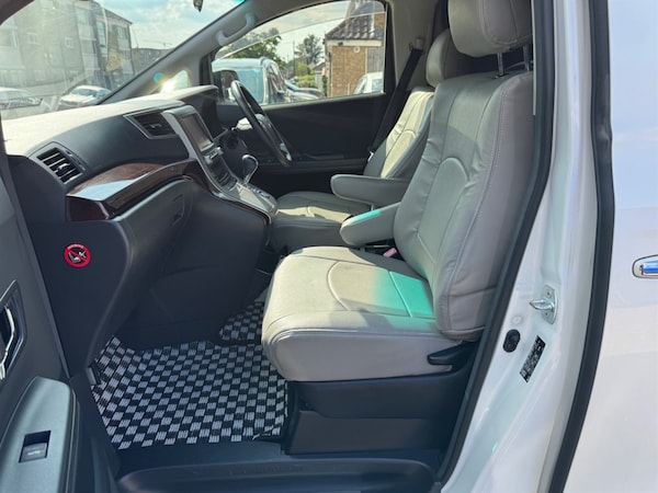 Used Toyota Alphard 2013 for sale - 75570160: Photo 14