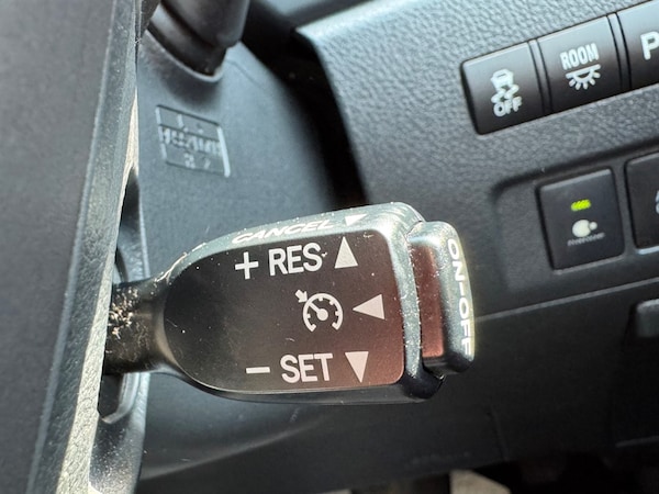 Used Toyota Alphard 2013 for sale - 75570160: Photo 33