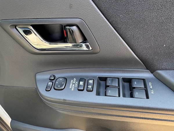 Used Toyota Alphard 2013 for sale - 75570160: Photo 38