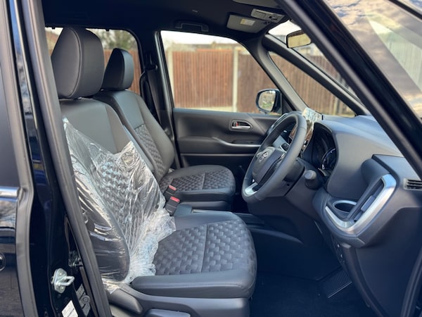 Used Toyota Voxy 2024 for sale - 75572253: Photo 11
