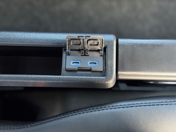 Used Toyota Voxy 2024 for sale - 75572253: Photo 57