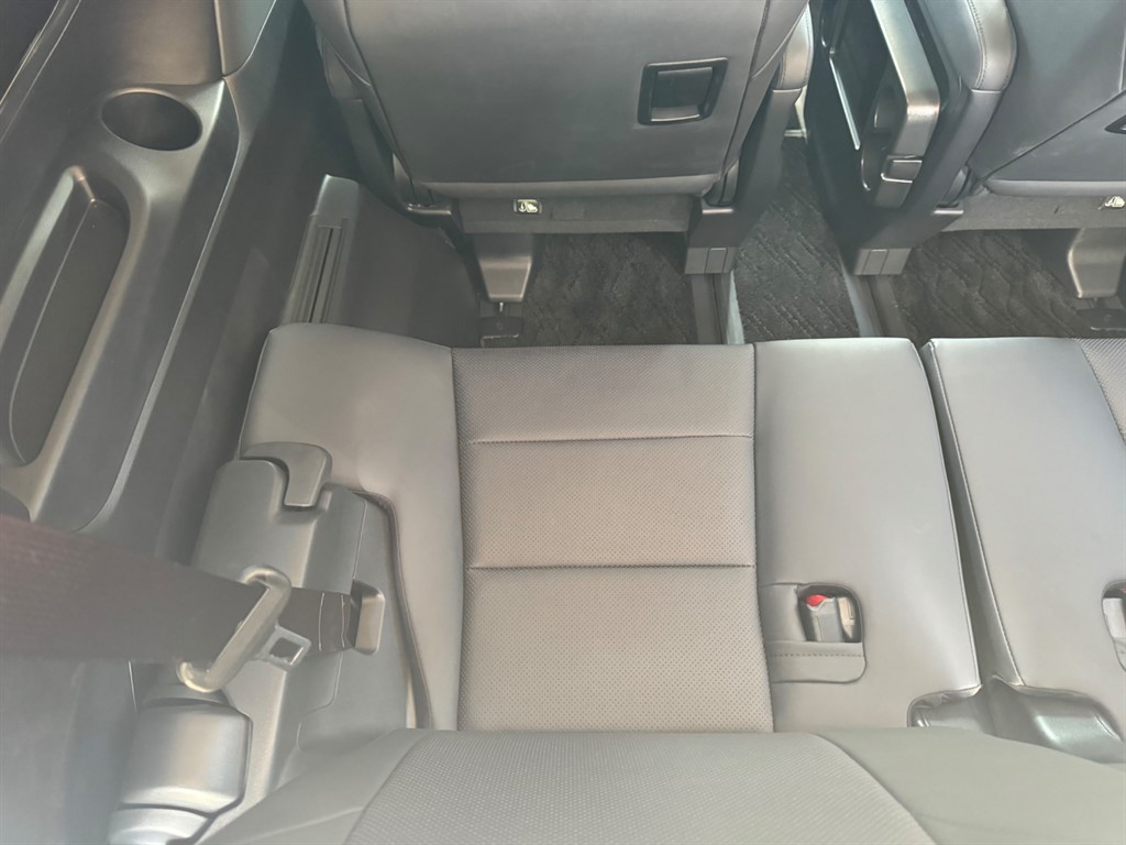 Used Toyota Alphard 2024 for sale - 77513894: Photo 42