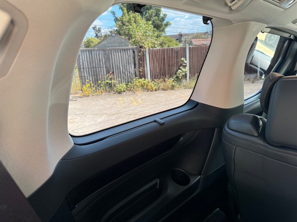 Used Toyota Alphard 2024 for sale - 77513894: Photo 44