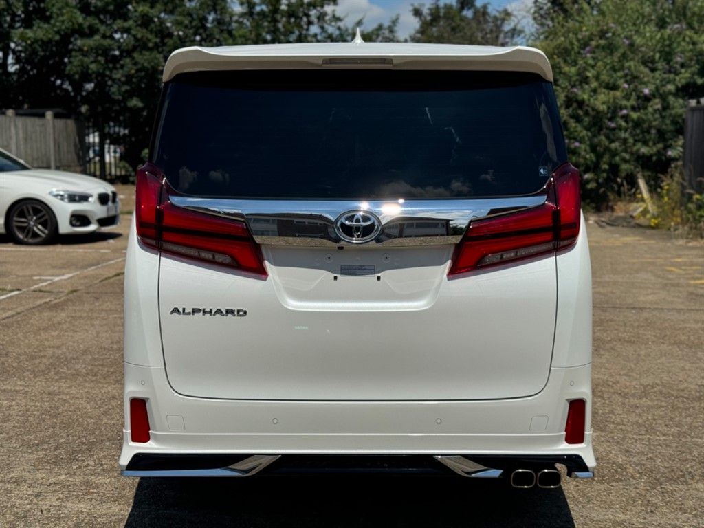Used Toyota Alphard 2024 for sale - 77513894: Photo 5