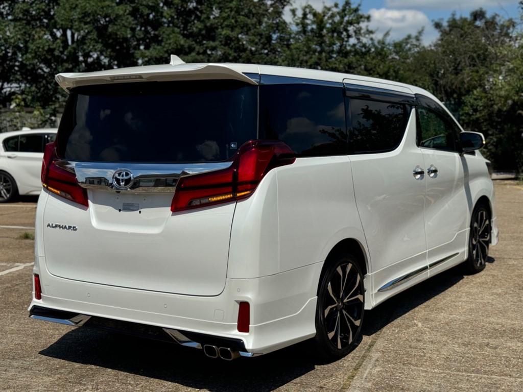 Used Toyota Alphard 2024 for sale - 77513894: Photo 6