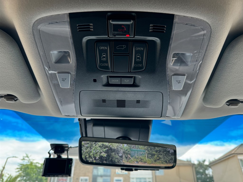 Used Toyota Alphard 2024 for sale - 77513894: Photo 75