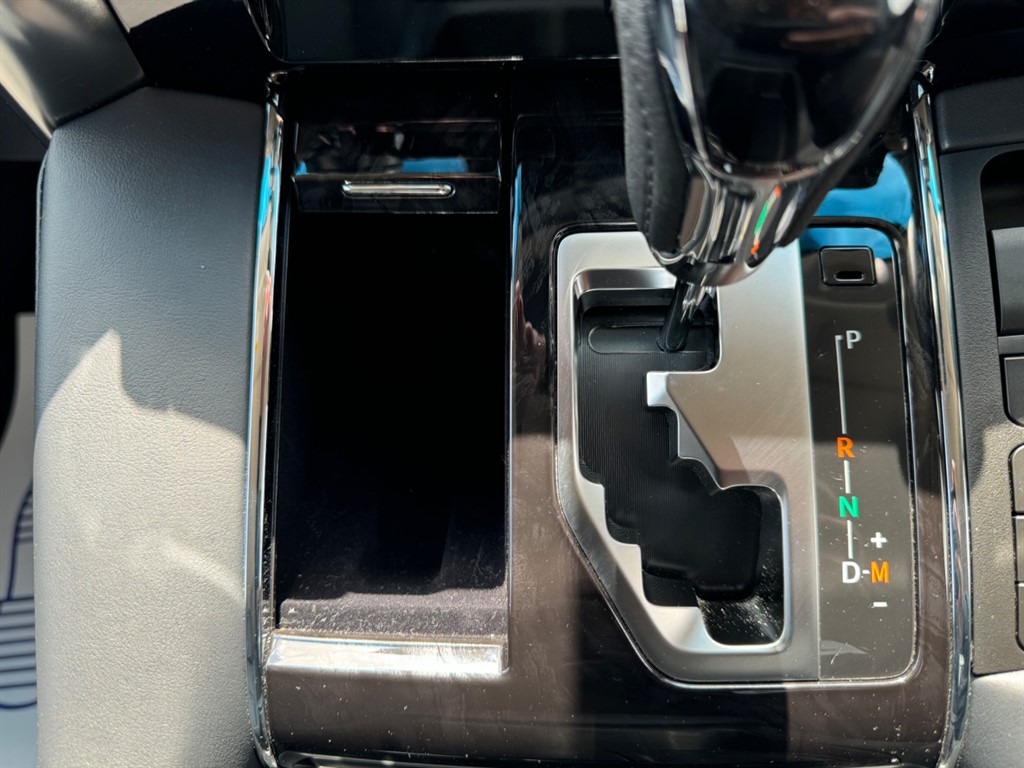 Used Toyota Alphard 2024 for sale - 77513894: Photo 81