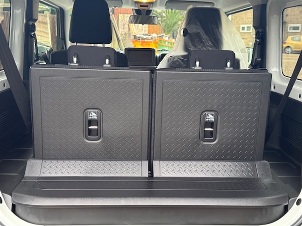 Used Suzuki Jimny 2024 for sale - 75570894: Photo 39