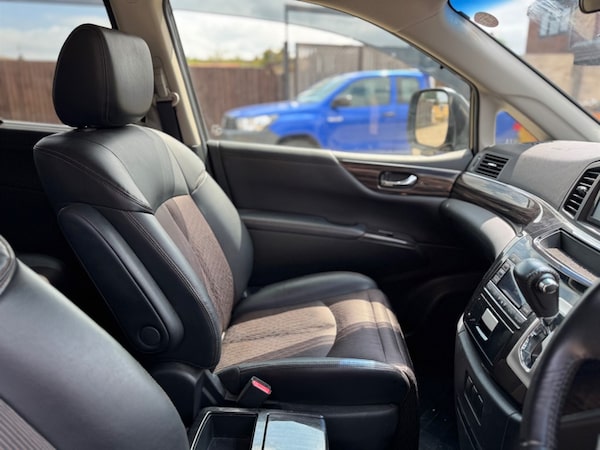Used Nissan Elgrand 2019 for sale - 75570381: Photo 11