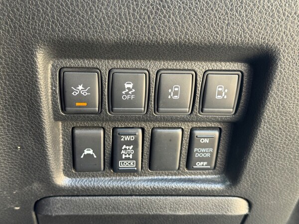 Used Nissan Elgrand 2019 for sale - 75570381: Photo 16