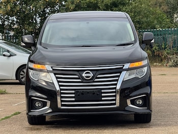 Used Nissan Elgrand 2017 for sale - 75526924: Photo