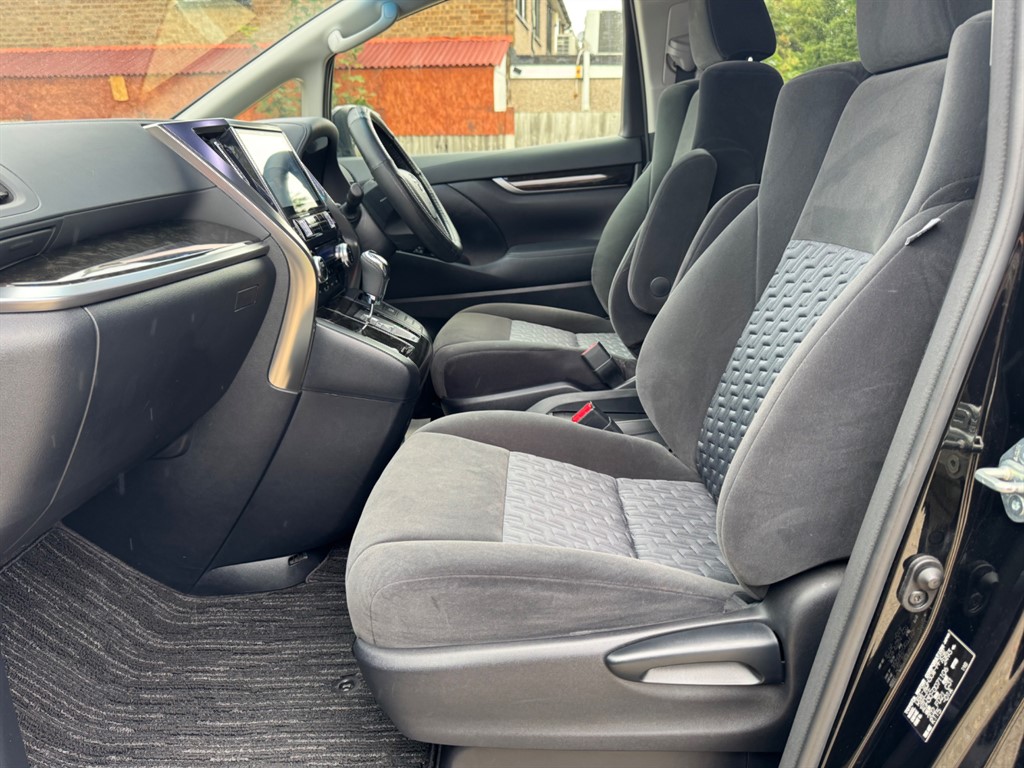 Used Toyota Alphard 2016 for sale - 76428372: Photo 16