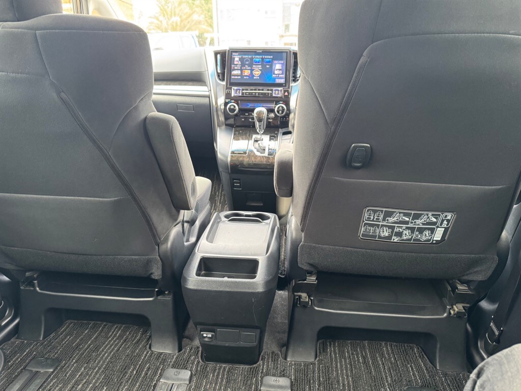 Used Toyota Alphard 2016 for sale - 76428372: Photo 39