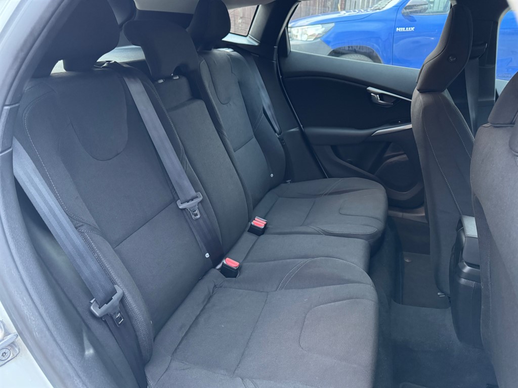 Used Volvo S40 2024 for sale - 76487682: Photo 40