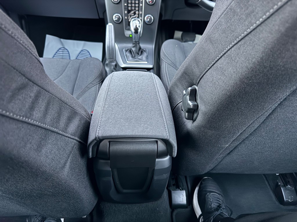 Used Volvo S40 2024 for sale - 76487682: Photo 42