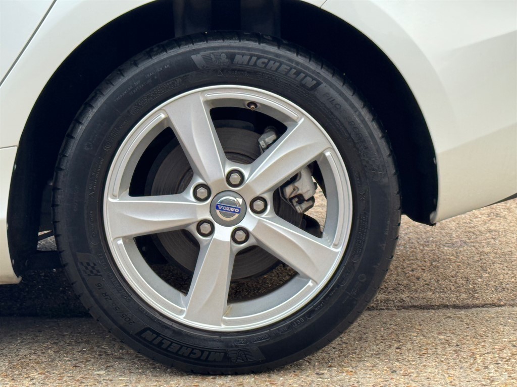 Used Volvo S40 2024 for sale - 76487682: Photo 60