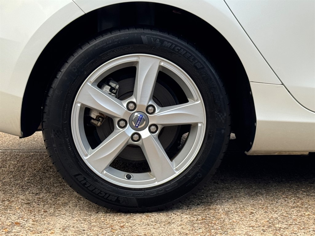 Used Volvo S40 2024 for sale - 76487682: Photo 62