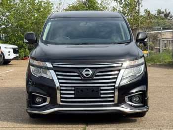 Used Nissan Elgrand 2018 for sale - 74423138: Photo