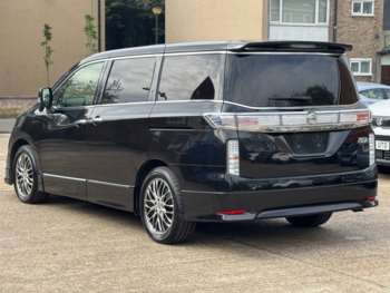 Used Nissan Elgrand 2018 for sale - 74423138: Photo