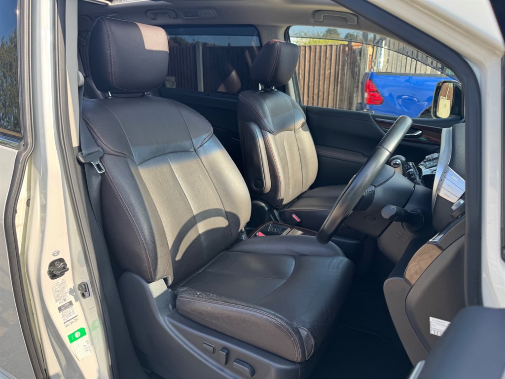 Used Nissan Elgrand 2025 for sale - 76664639: Photo 11