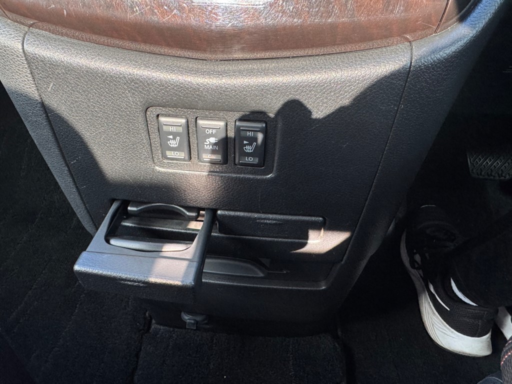 Used Nissan Elgrand 2025 for sale - 76664639: Photo 25