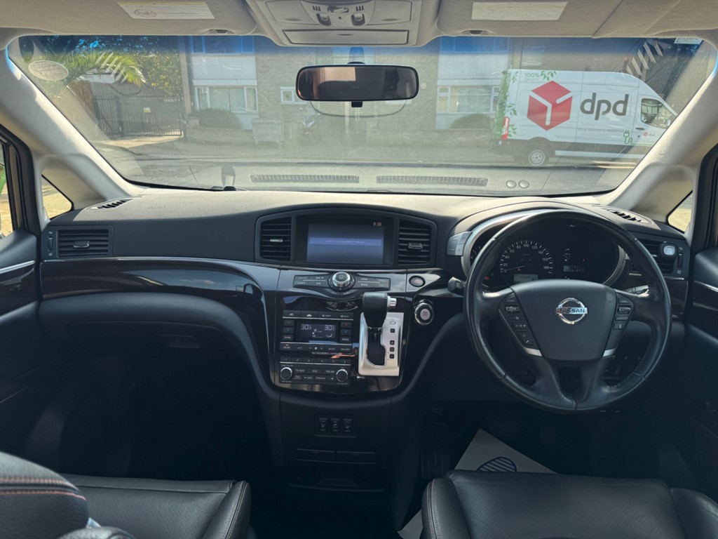 Used Nissan Elgrand 2025 for sale - 76664639: Photo 40