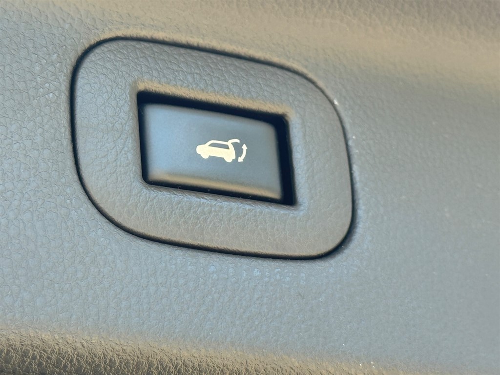 Used Nissan Elgrand 2025 for sale - 76664639: Photo 58