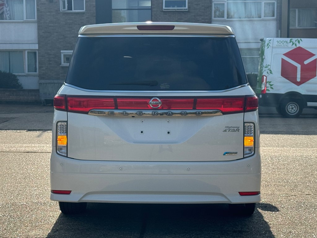 Used Nissan Elgrand 2025 for sale - 76664639: Photo 61