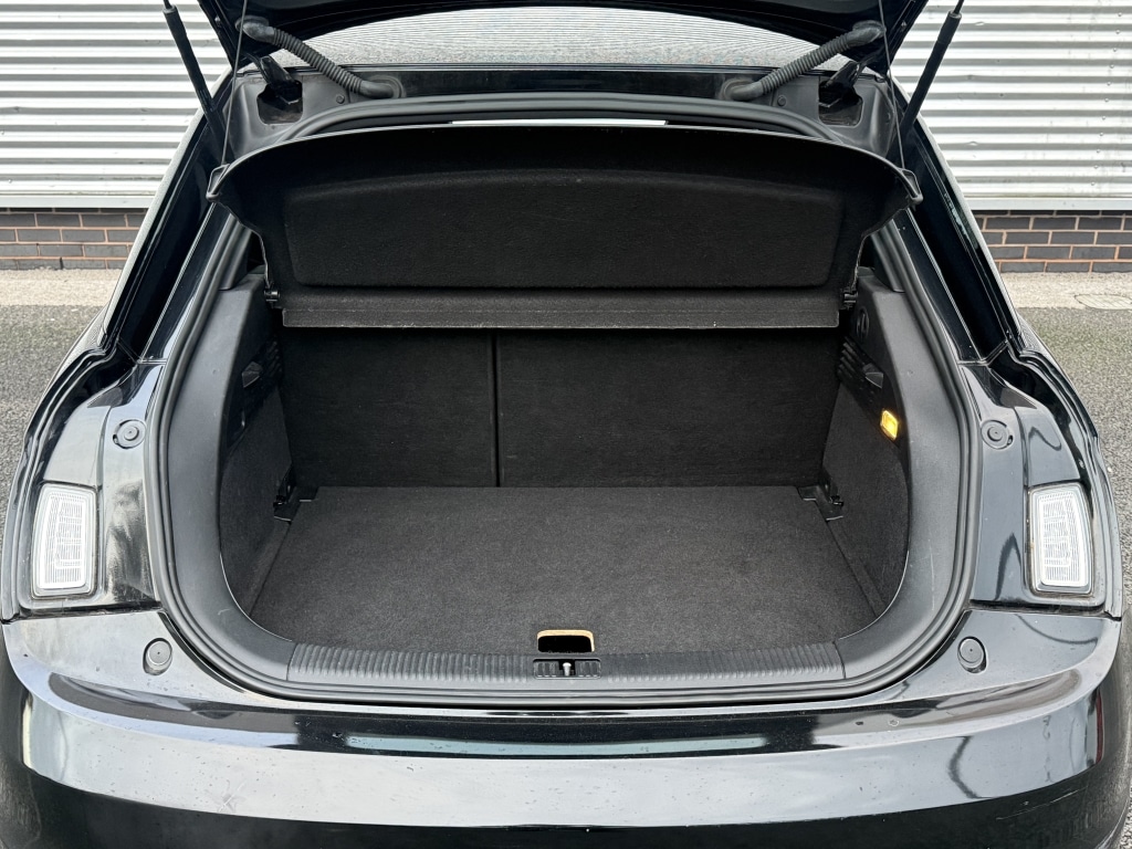 Used Audi A1 2013 for sale - 76511089: Photo 14