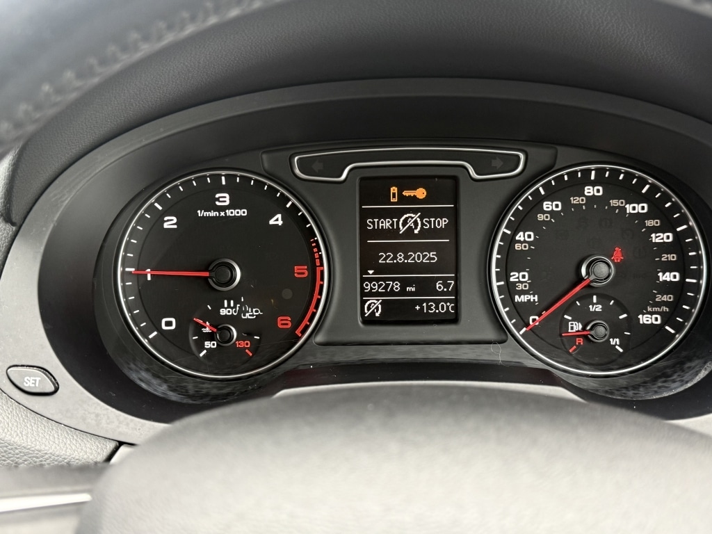 Used Audi Q3 2014 for sale - 76726091: Photo 11