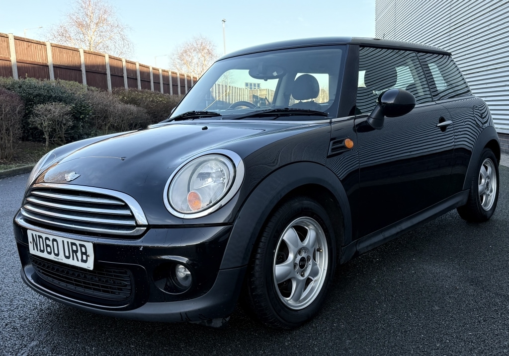 Used MINI Hatch 2010 for sale - 76940530: Photo 3