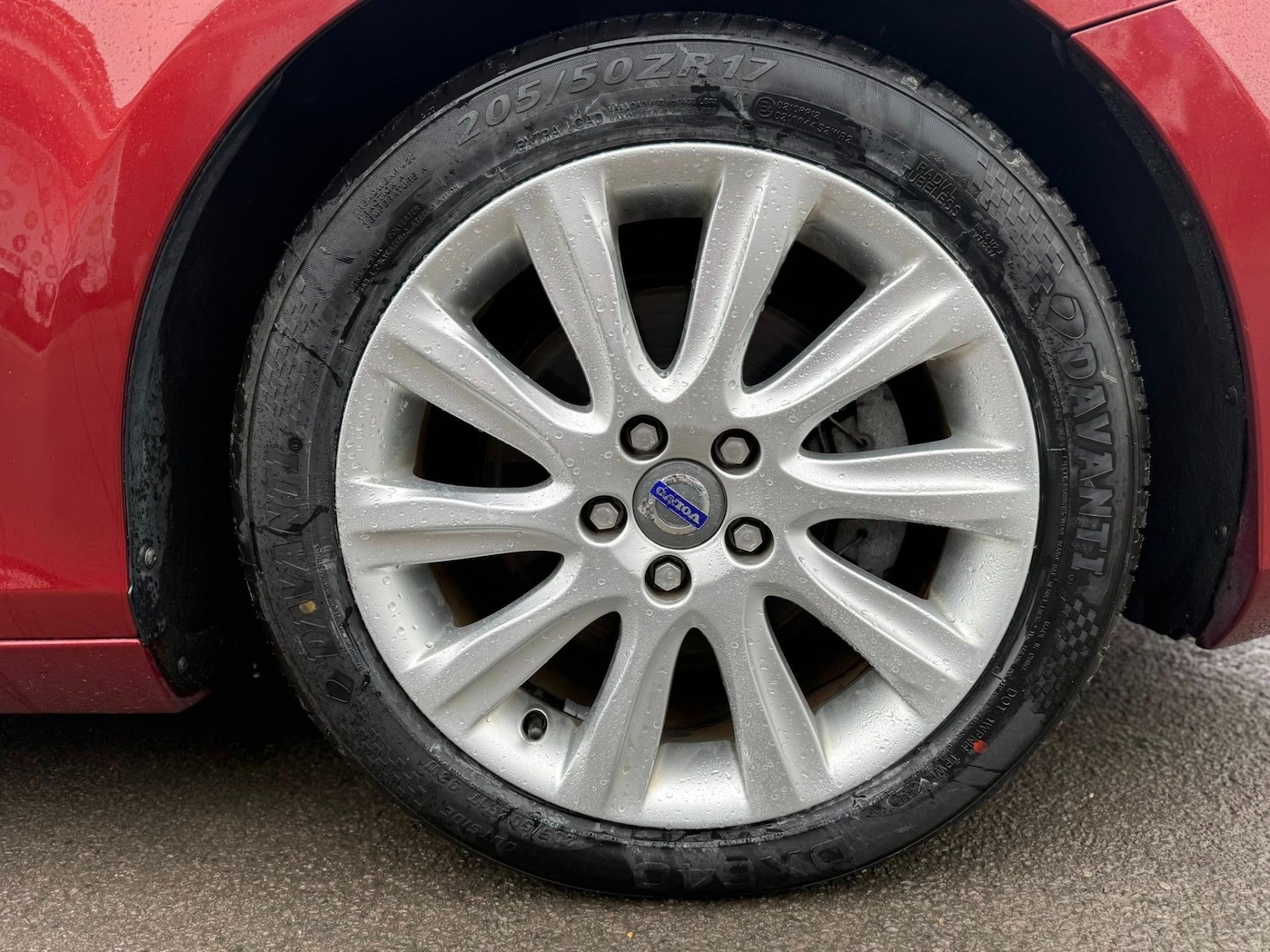 Used Volvo V40 2024 for sale - 78131760: Photo 11