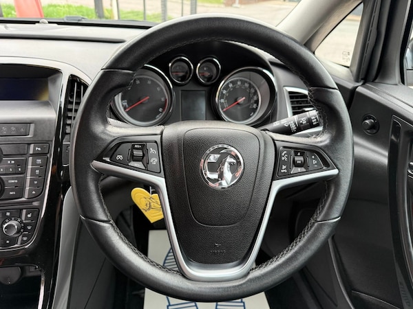 Used Vauxhall Astra 2014 for sale - 76243378: Photo 17