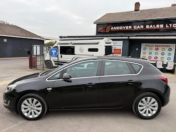 Used Vauxhall Astra 2014 for sale - 76243378: Photo 2
