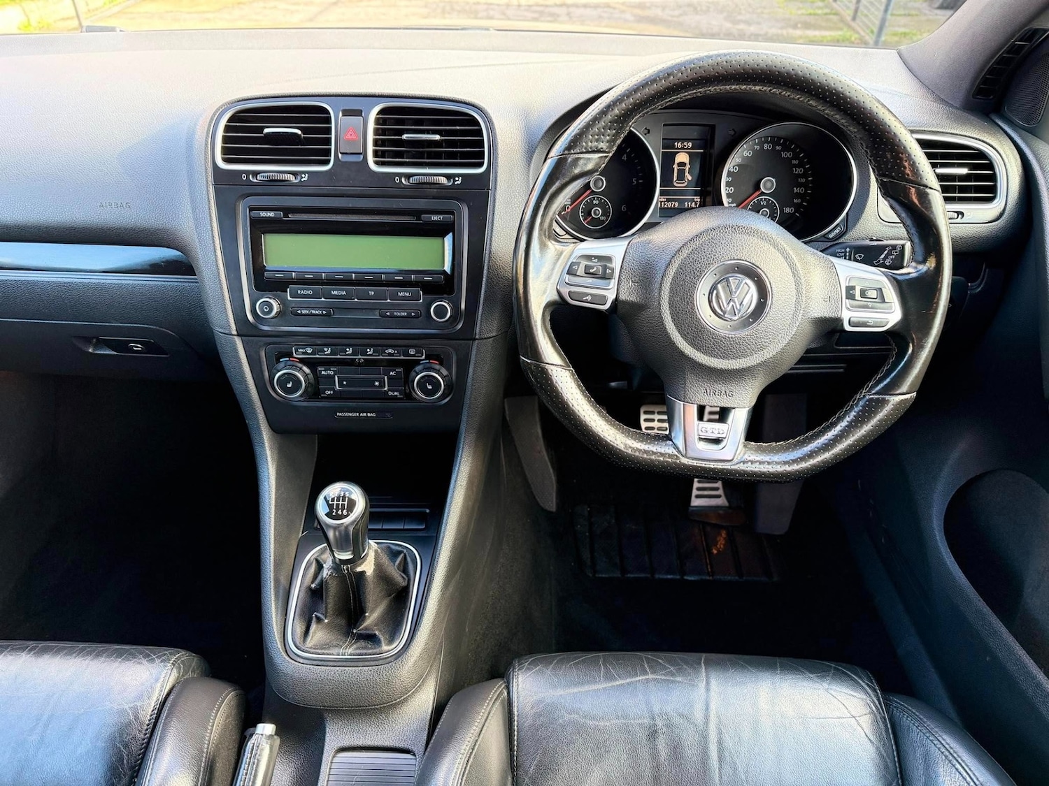 Used Volkswagen Golf 2009 for sale - 76518032: Photo 17