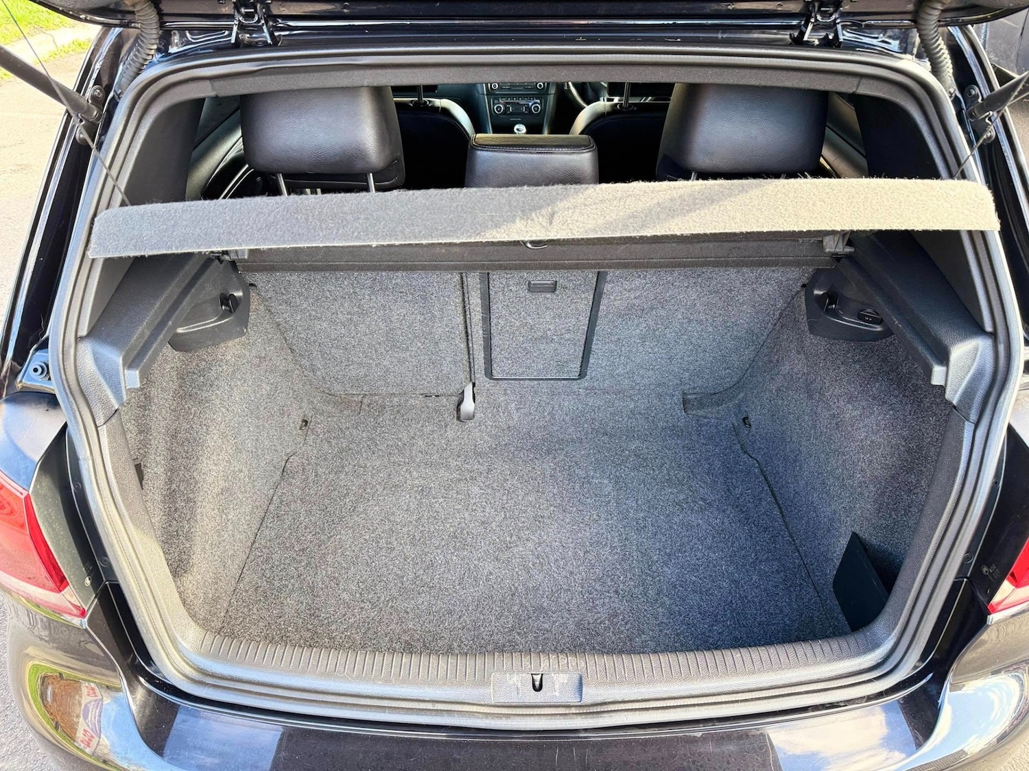 Used Volkswagen Golf 2009 for sale - 76518032: Photo 18