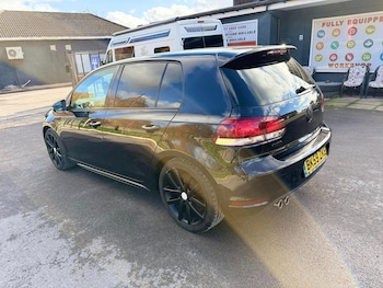 Used Volkswagen Golf 2009 for sale - 76518032: Photo